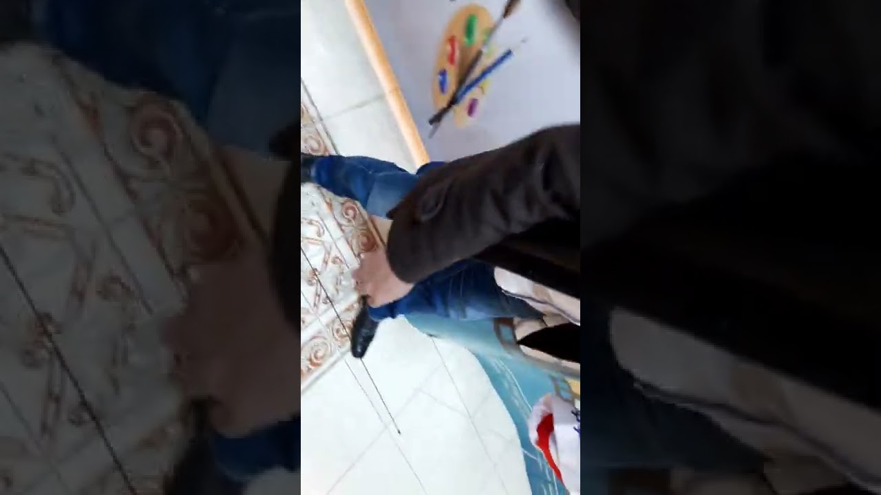 طريقة تركيب علم ريشة بقاعده سوداء بلاستيك ٢٤٠ سم او ٤٠٠ سم