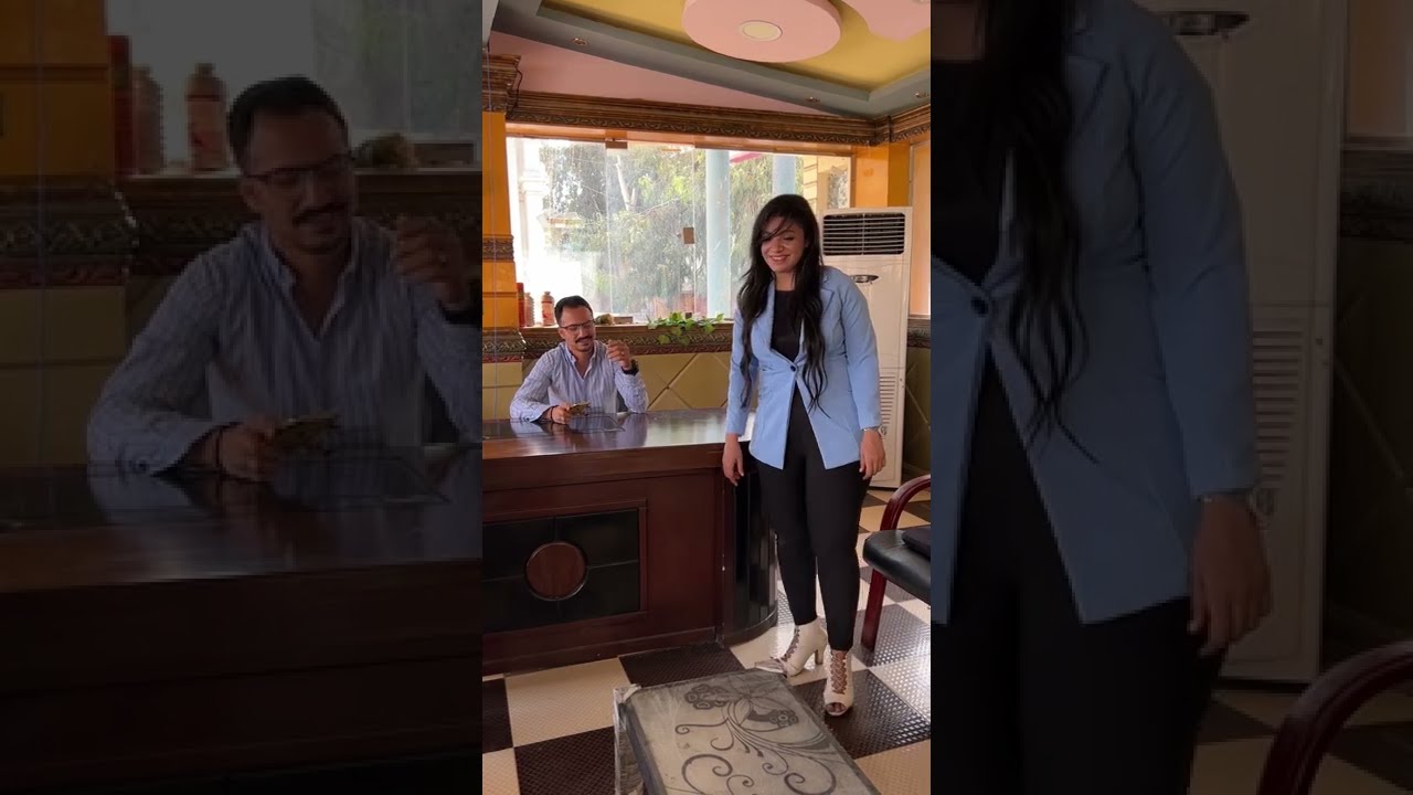 مديره مطعم تطرد عامل من الكافيه اثناء تاديه فريضه الصلاه