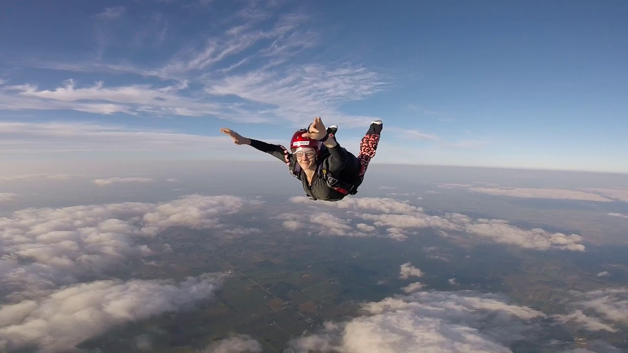 AFF student Cat E1 skydive with a backflip - Jump #5