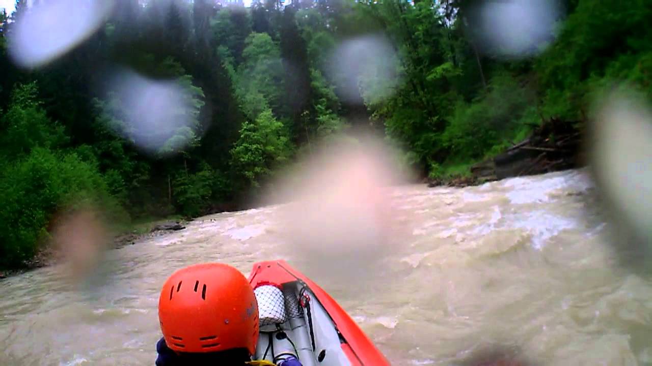 Ammer 01 Juni 2013 (bei Hochwasser)