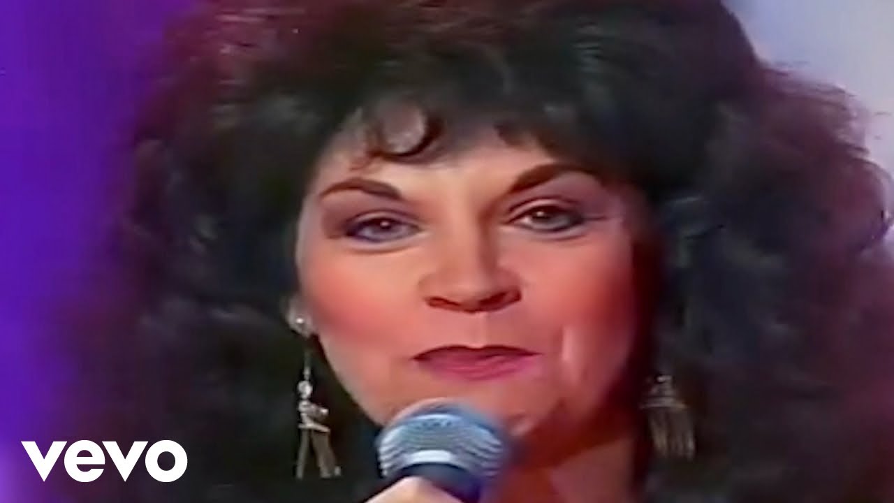 Jean Stafford - Could It Be You (Live On The Midday Show 1992)