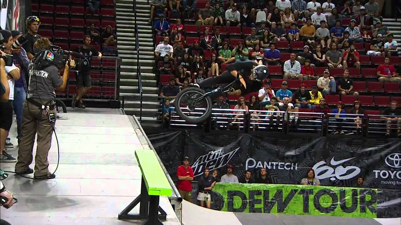 Garrett Reynolds - BMX Park Finals DEW TOUR
