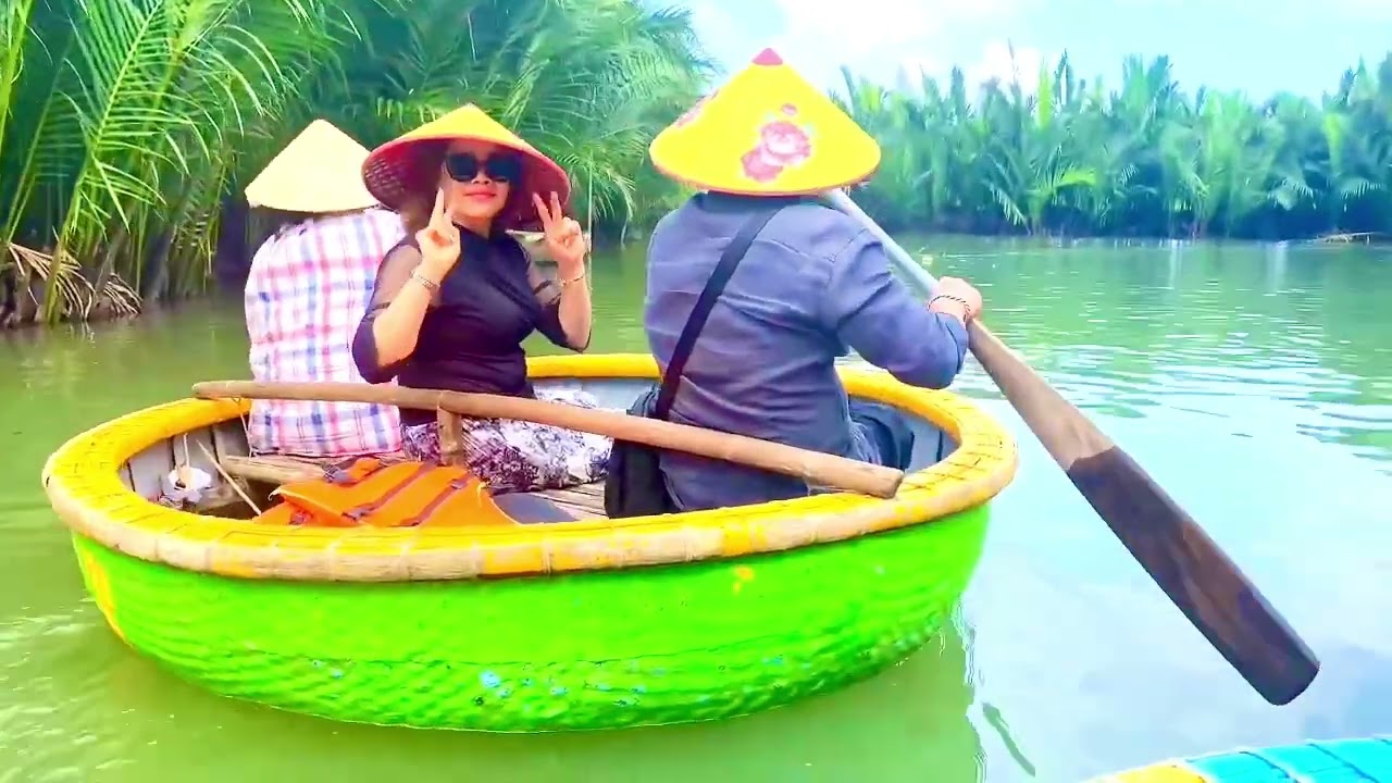 Explore the coconut forest by basket boat.#privatecar #traveldanang #travelvietnam #travelvlog.