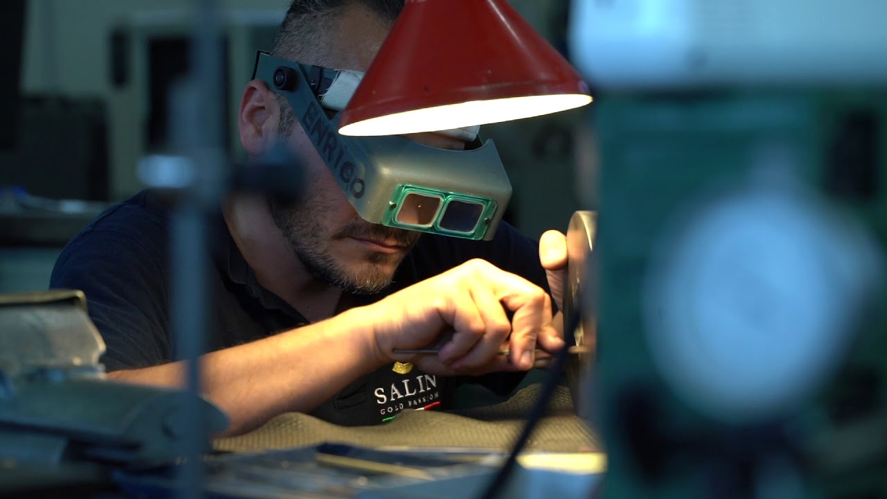 Salin1953 - Leading edge technologies serving beauty: stamping