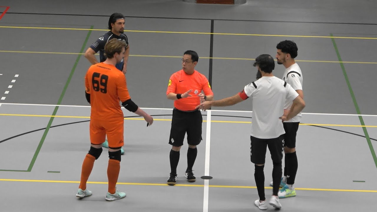 Eerste helft Kwartfinale Beker ZVC Veenendaal 2 - Amersfoortseboys 1  #futsal  #beker .