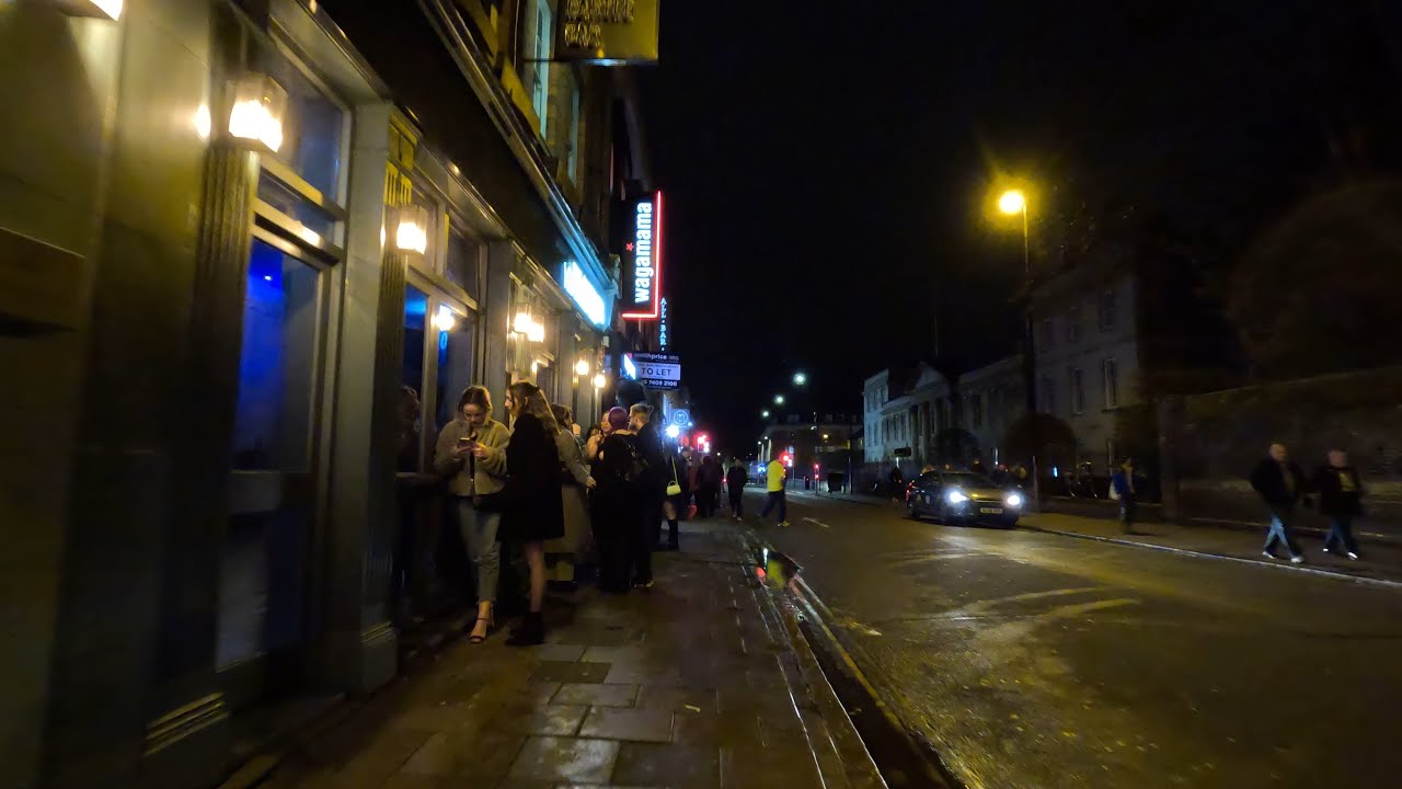 Saturday Night in Cambridge: A 4K Walking Tour of the City Centre Nightlife #4kvideo #walkingtour