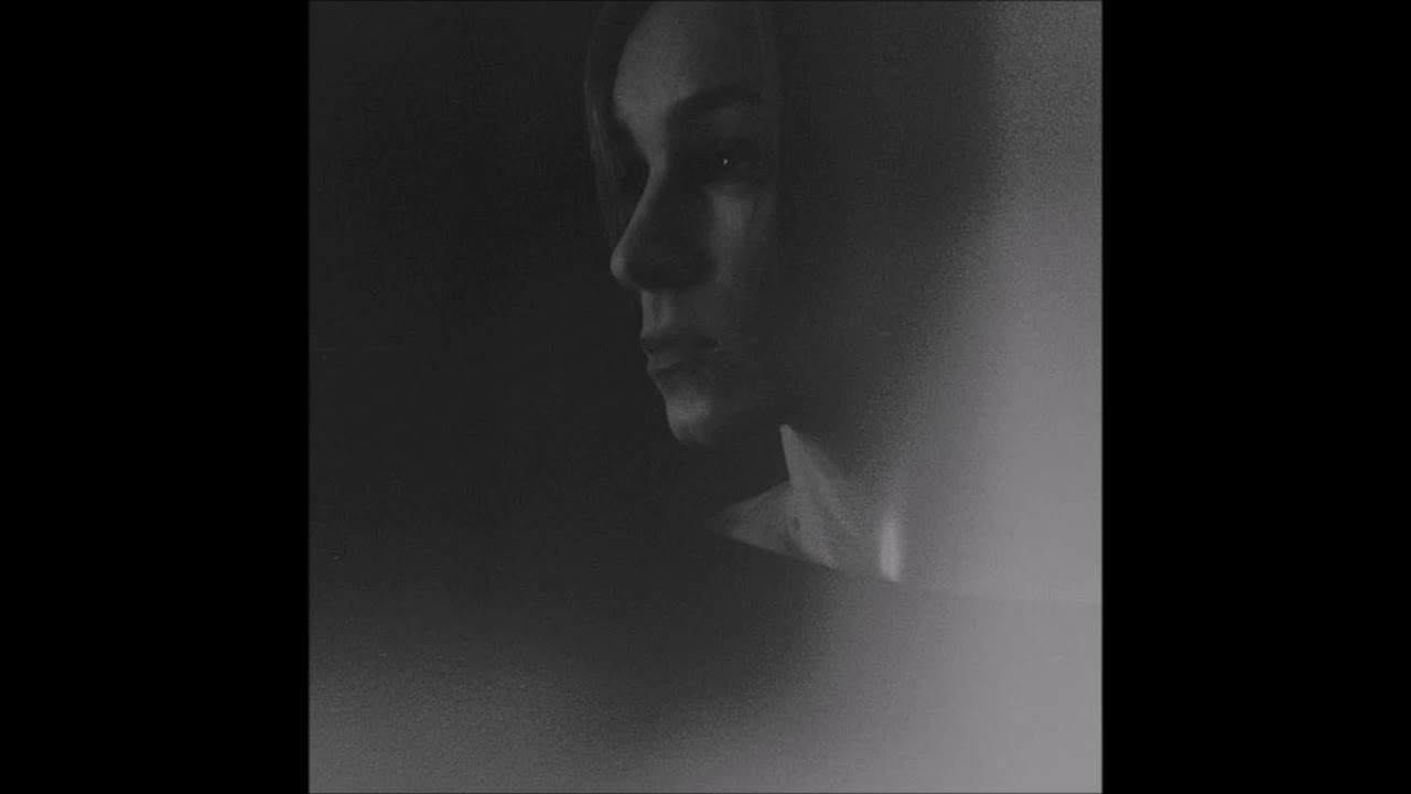 Eve Schwarz | Electronic Body Music Techno Mix (2019)