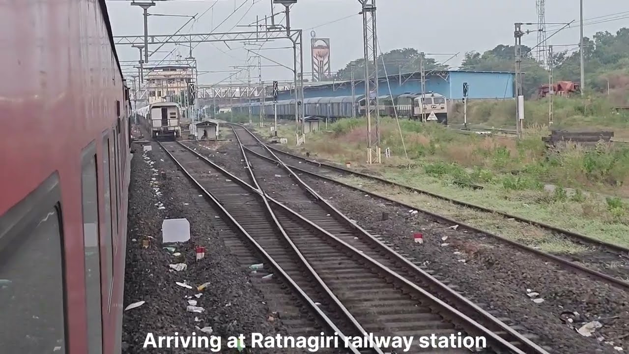 Train Journey: Mumbai to Sawantwadi Road  20111 CSMT-MAO Konkan Kanya Superfast Express (Part 1)