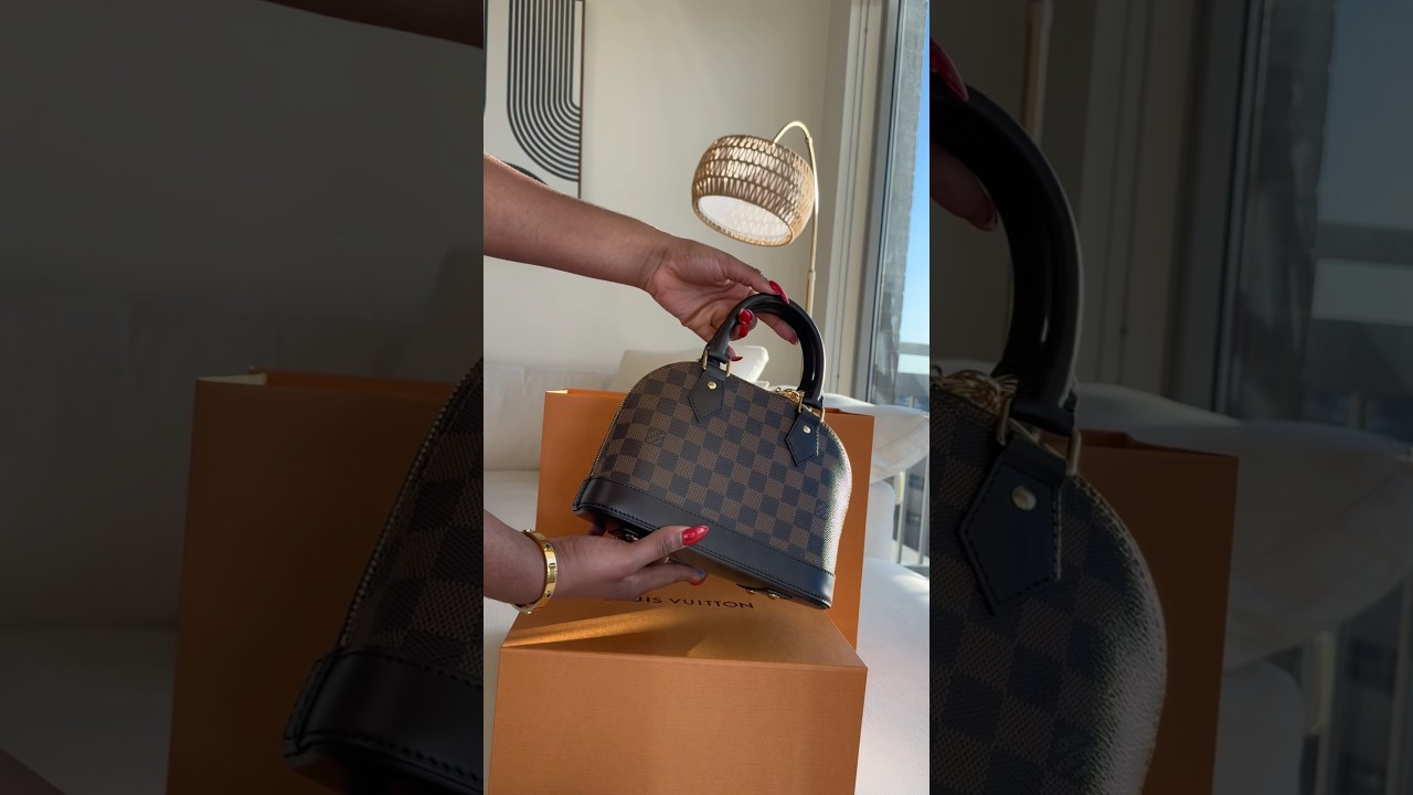 LV Alma BB Unboxing 🤩 I&rsquo;m obsessed! #almabb #louisvuitton #unboxing #luxurybag