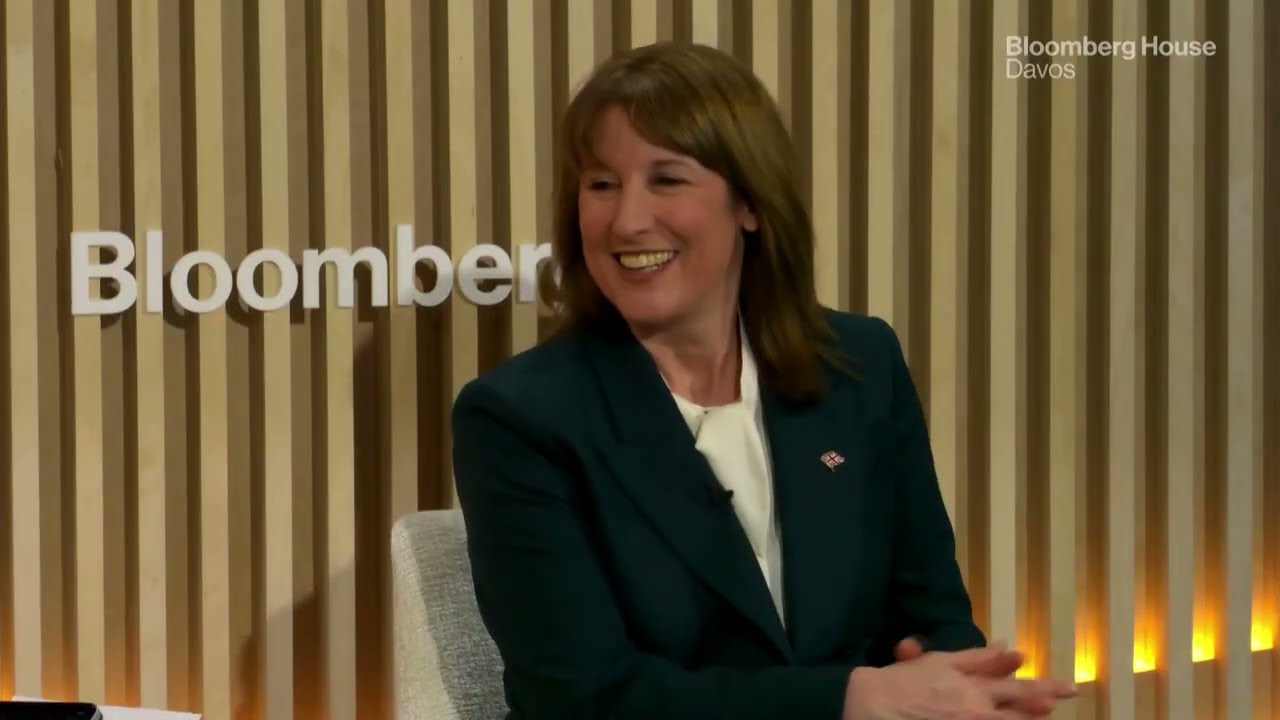 UK Reeves Stresses Stability, Expands Talent Visas