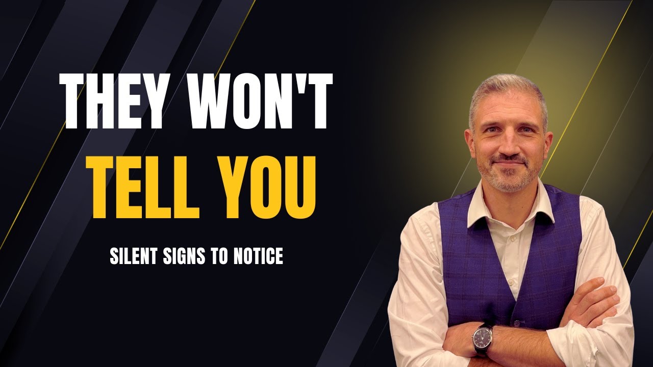 3 Body Language Signs Someone is Uncomfortable at Work (But Won't Say It)