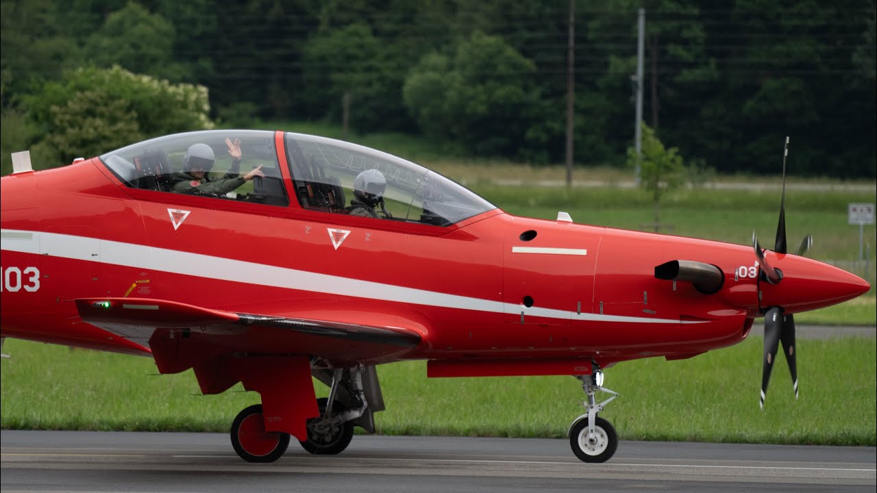 [4K] 15 Minutes of Pure Aviation &ndash; PC-21 & PC-7 at Meiringen Air Base 🇨🇭