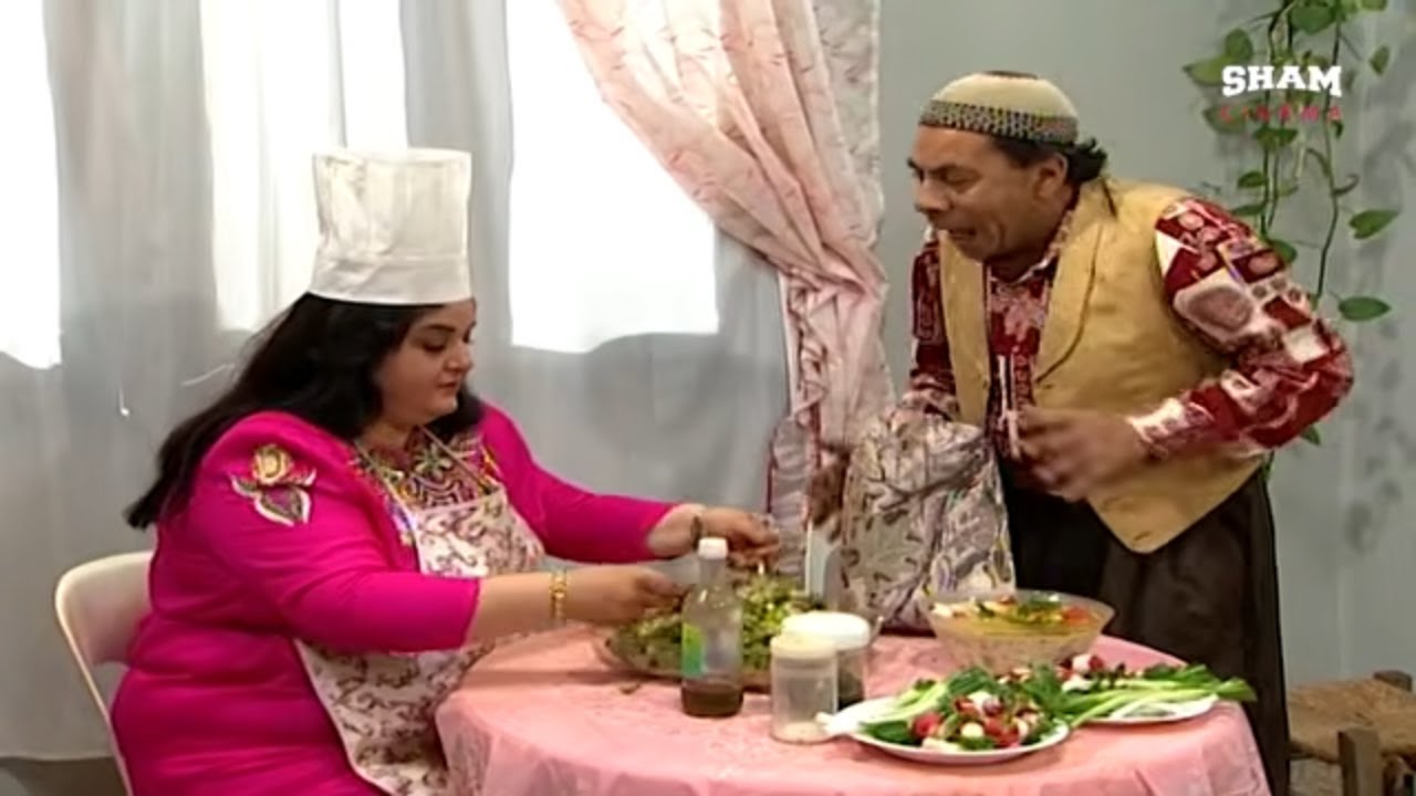 لما تطلب من مراتك تطبخ لعزومة رفاقتك برمضان 😂😂 | حدث في المطبخ