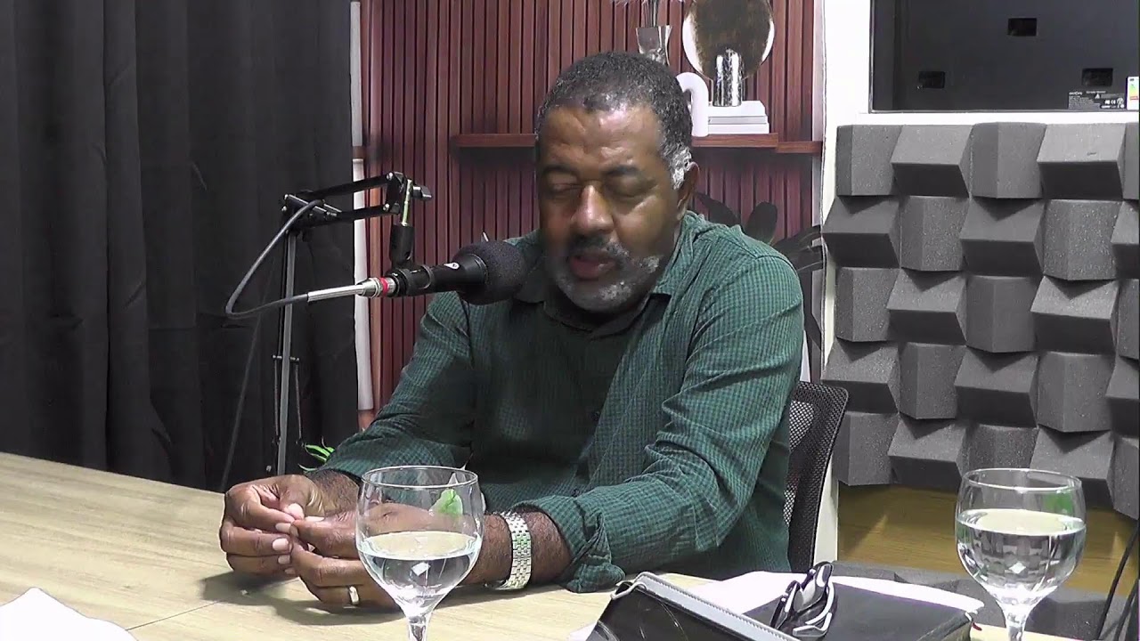 Transmissão ao vivo de Podcast A Voz de Deus.