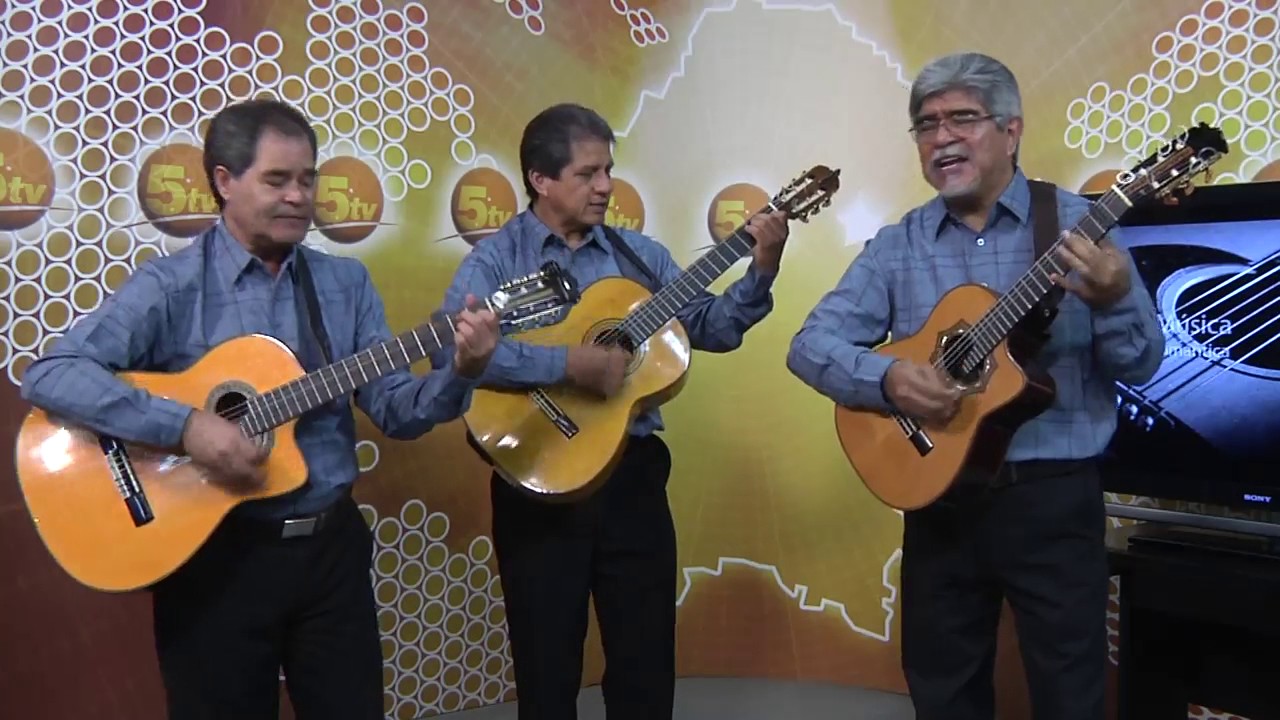 Trio Romantico Internacional - Jacarandosa