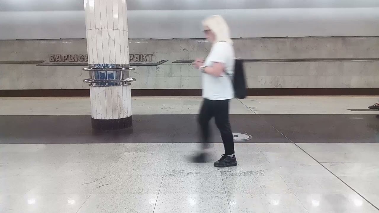 Поездка на поезде метро 81 717 от станции  Восток до станции Уручье МИНСКИЙ МЕТРОПОЛИТЕН