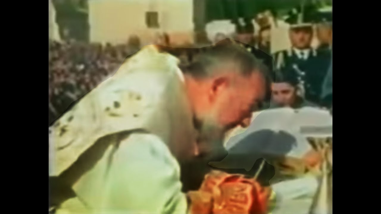 Padre Pio Tribute - rare live footage