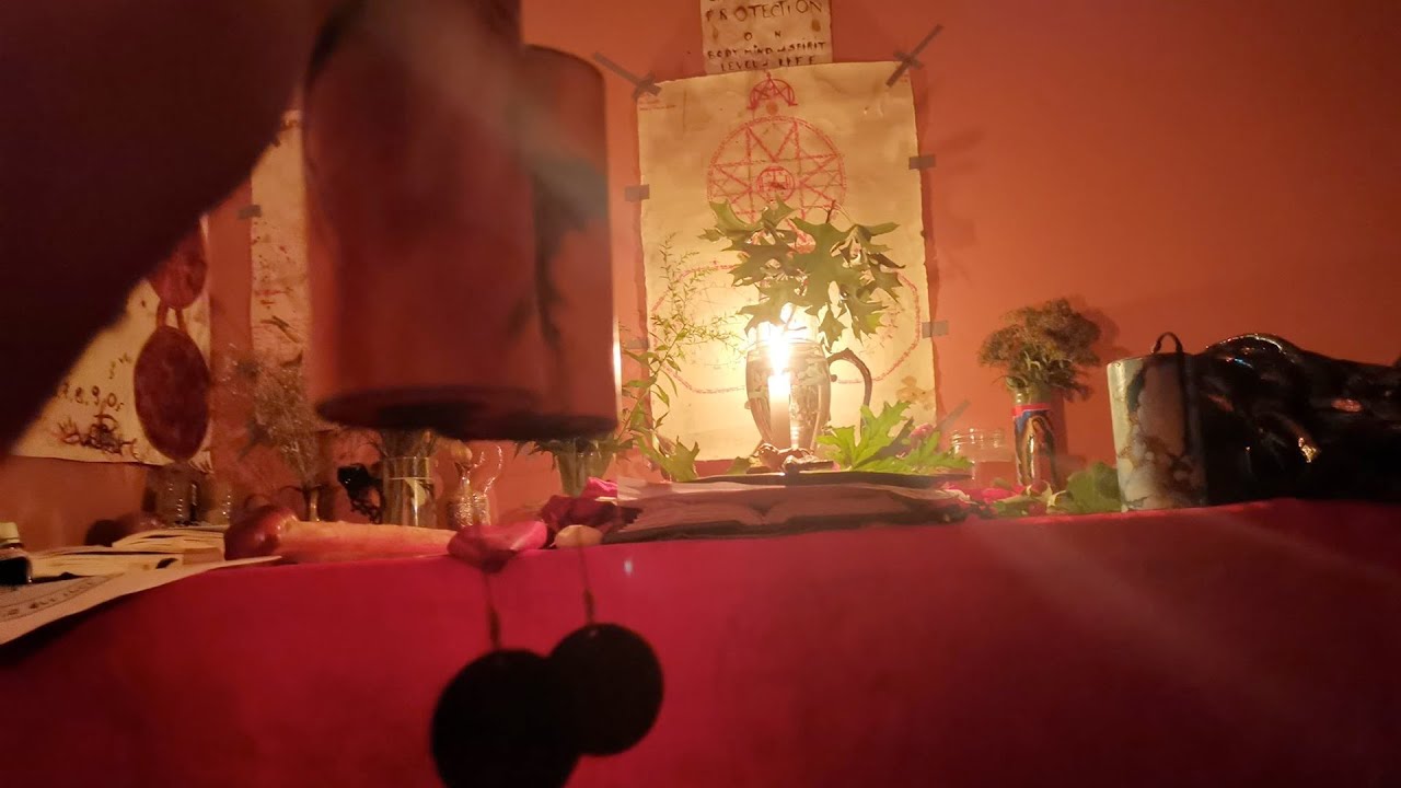 Przejście przez BRAMĘ LWA - POBLESSUNEK