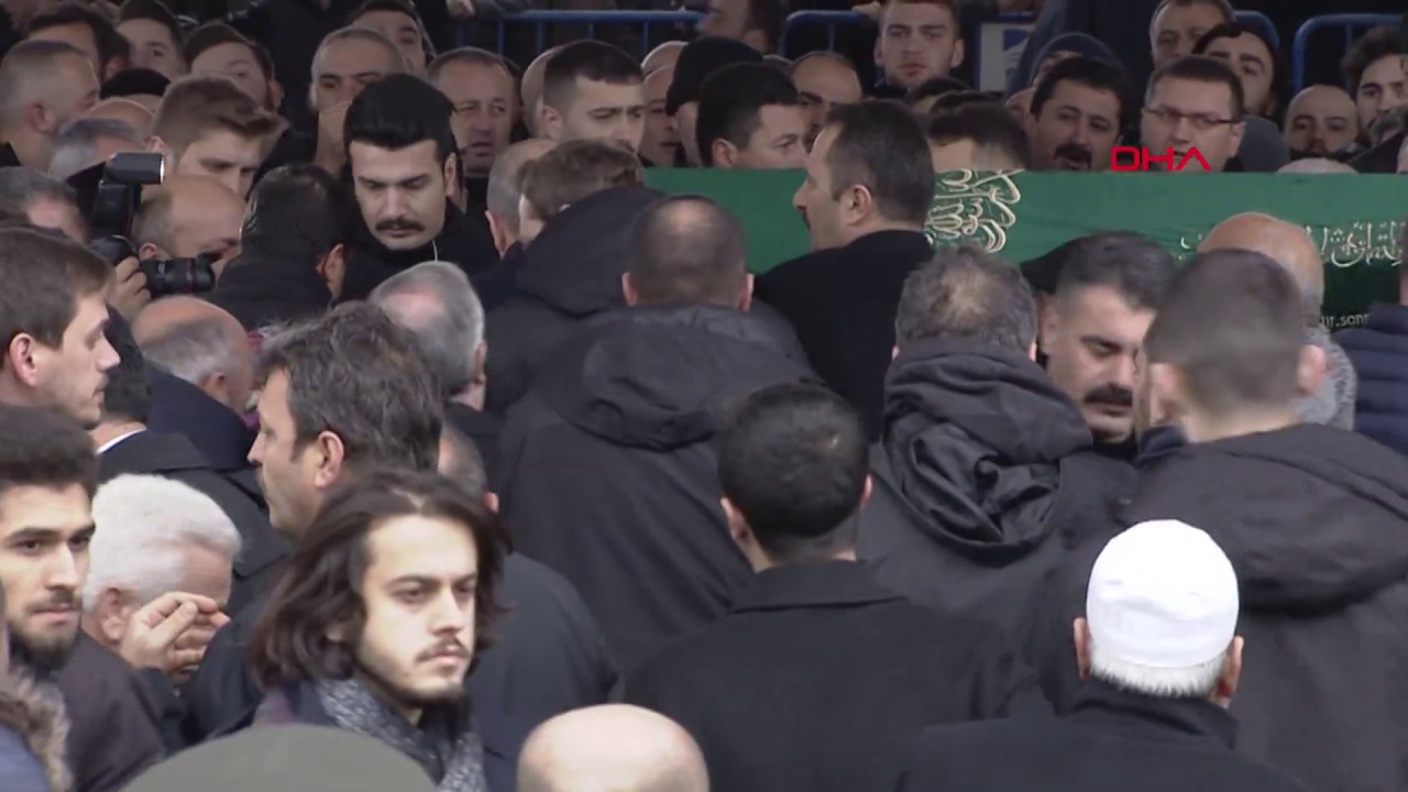 Kartal'da çöken binada ölen 9 kişi son yolculuğuna uğurlandı (2)