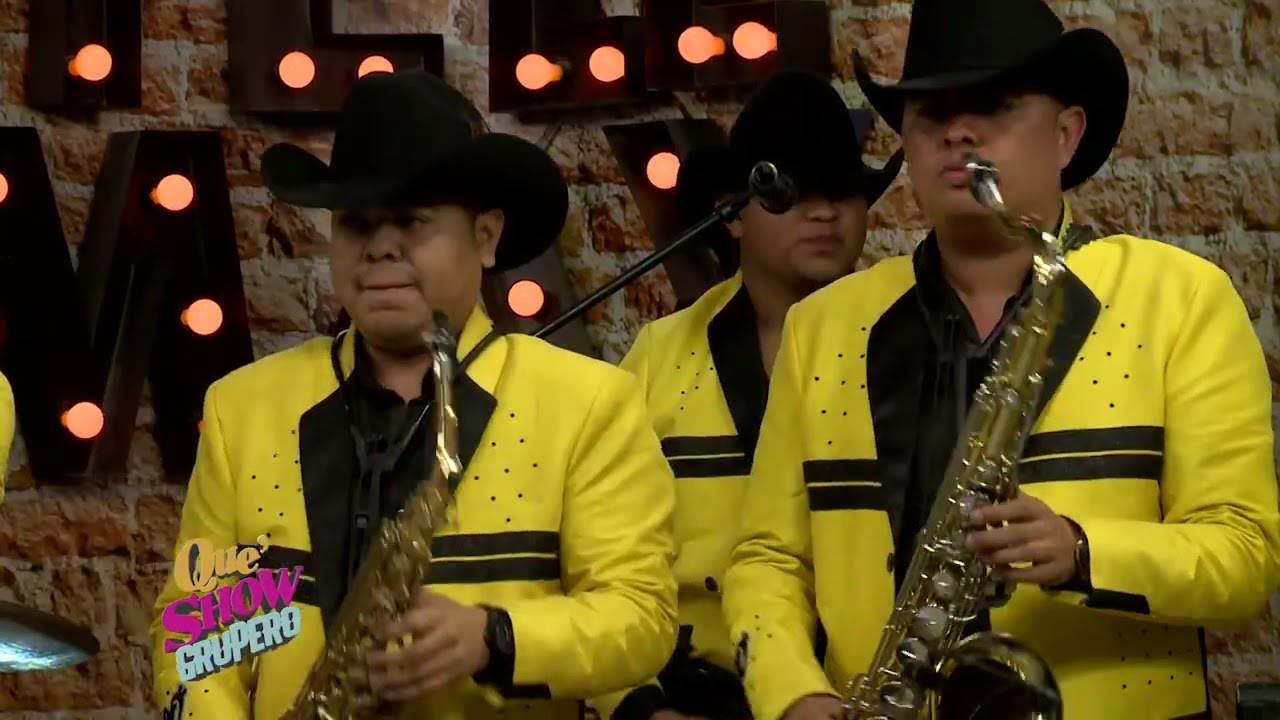 Corazon de madera / Grupo La Vibra / En Vivo - Que show grupero