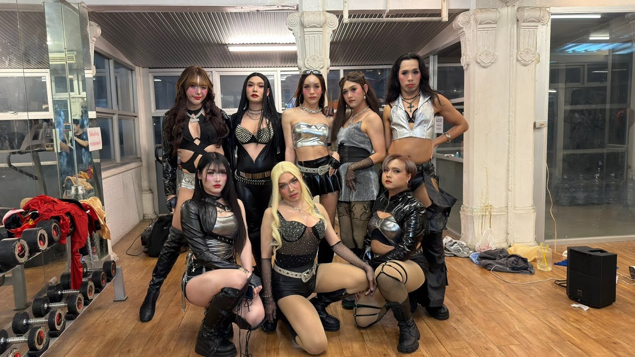 TARA 2  Showtime by Silom Station Dance @ Silom Soi 2