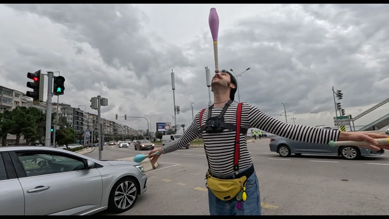 Juggling yaparak mahallede para kazanmak :)