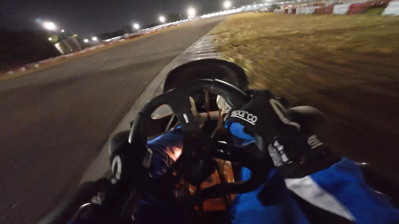 沙井極速賽車場（反跑）｜100cc｜10分鐘自由練習2（下巴Cam）｜玩到著火？
