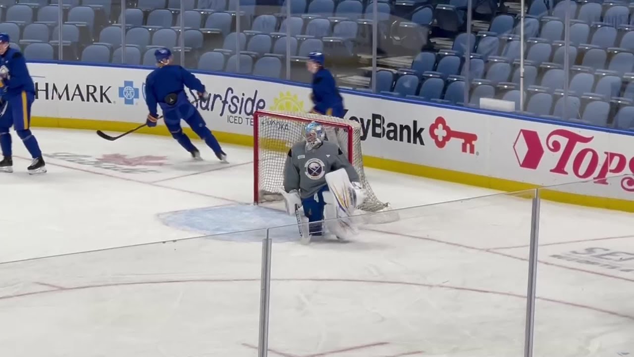 Colten Ellis arrives at Sabres practice