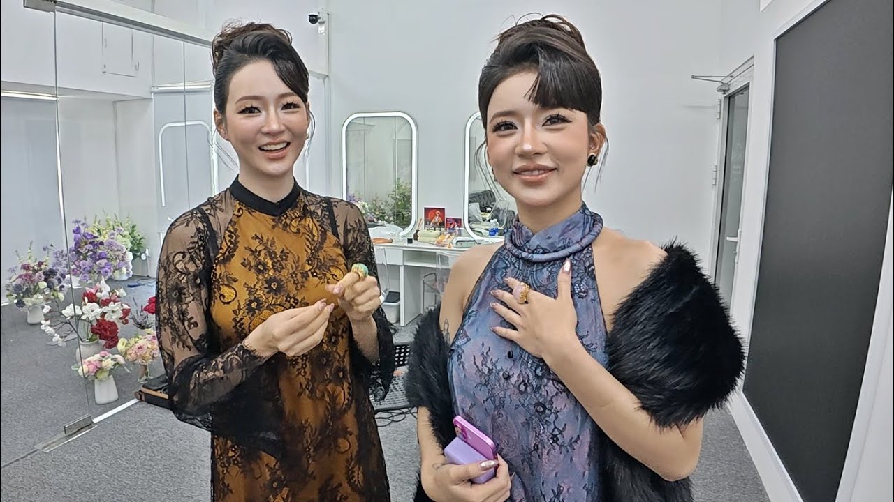 릴리와 다시 뭉쳤습니다... 야심차게 준비한 새로운 컨셉
