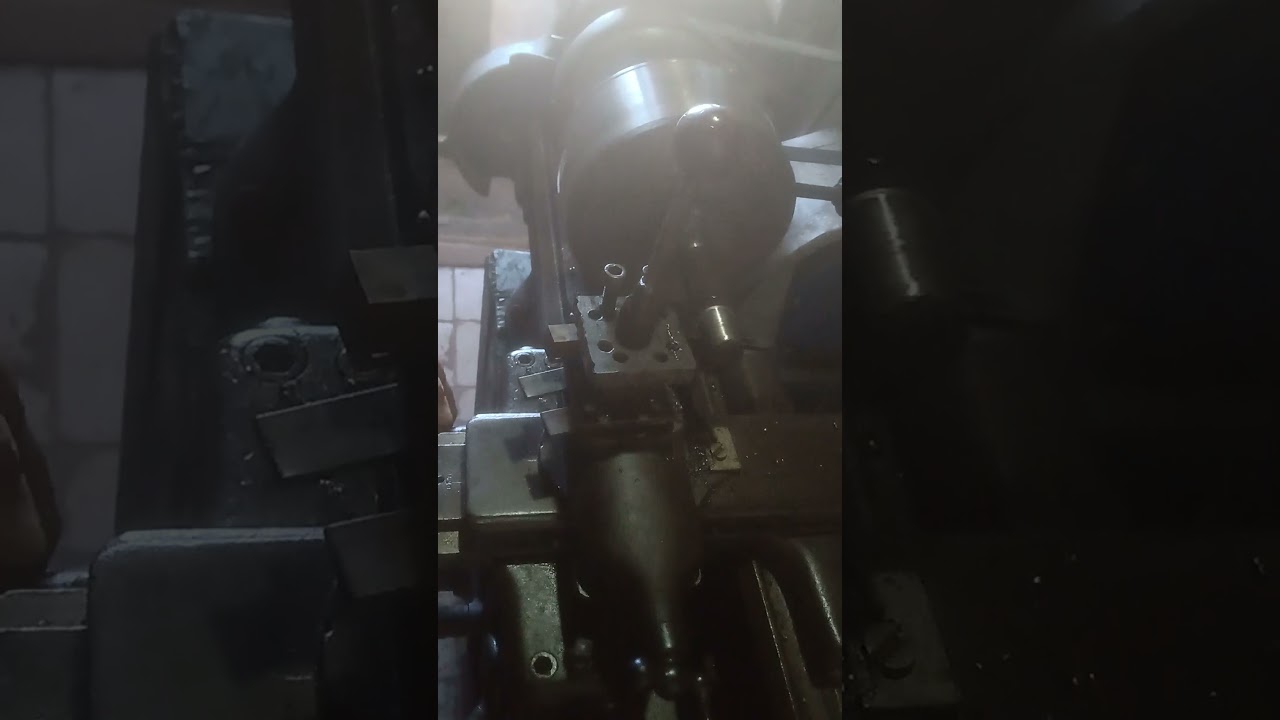 torneando os eixos e embuchamentos para constru&ccedil;&atilde;o de uma calandra piramida