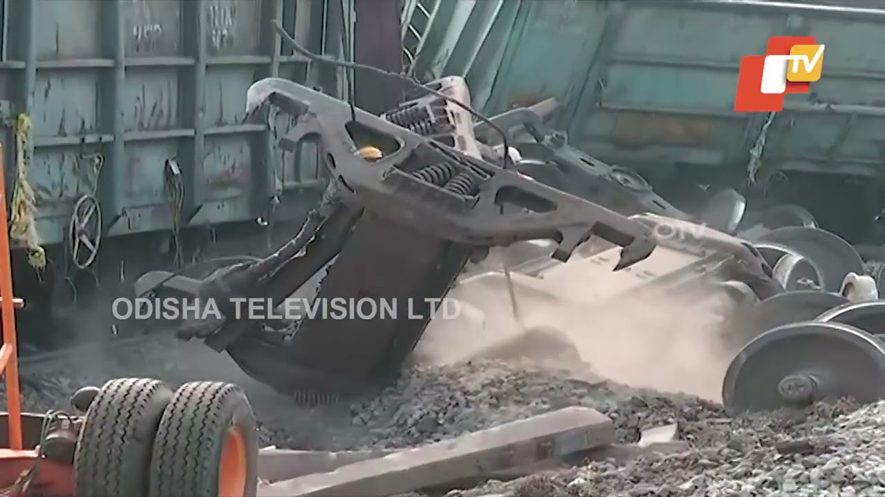 Jajpur Train Mishap- Restoration of damaged bogies in full swing