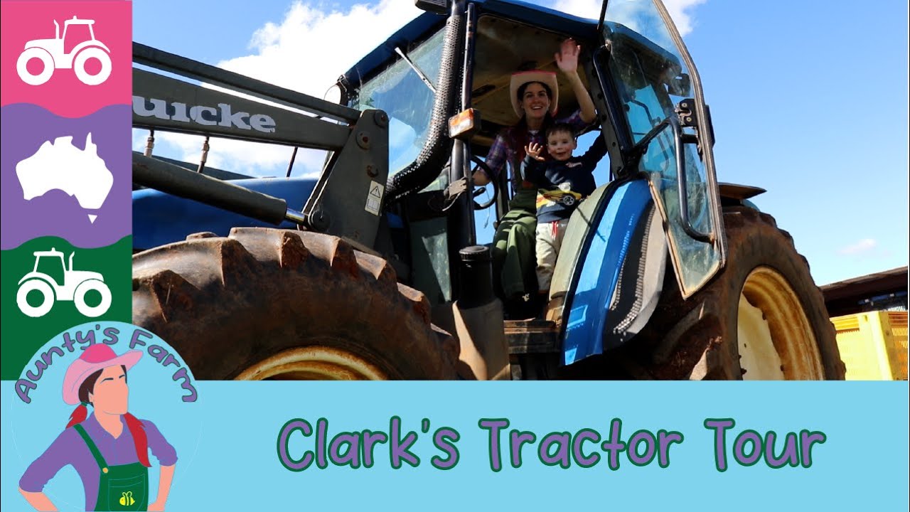 🚜Clarks tractor tour and spreading mulch 🚜🥑