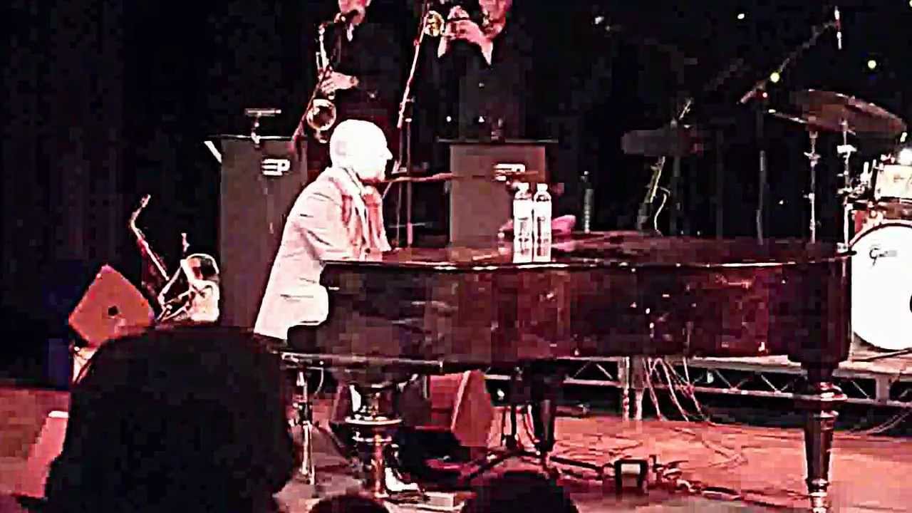 Elio Pace - Get It Right The First Time (live) Feb 3rd 2012