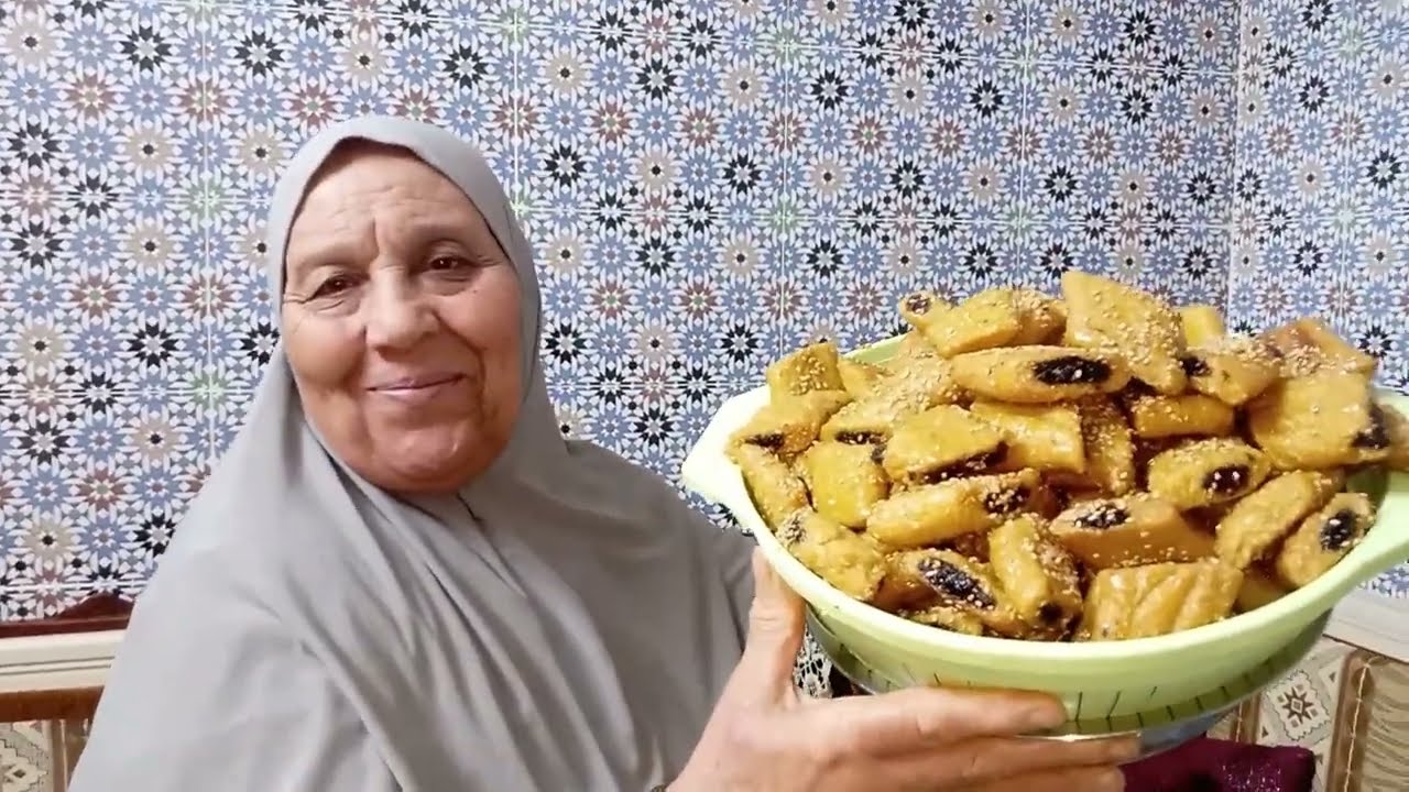 مقروض تونسي زمني 🇹🇳 الوصفة الاصلية من ايدين قروية هشوش ويذوب فالفم 😋  أنجح وصفة 🧑‍🍳