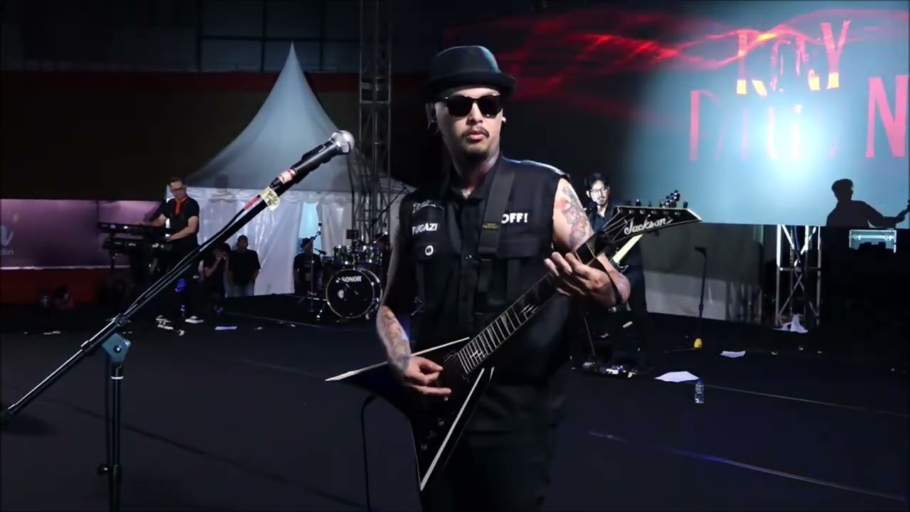 Rony Parulian - Meraih Mimpi (Live from FUTSAL SERIES Grand National Championship)