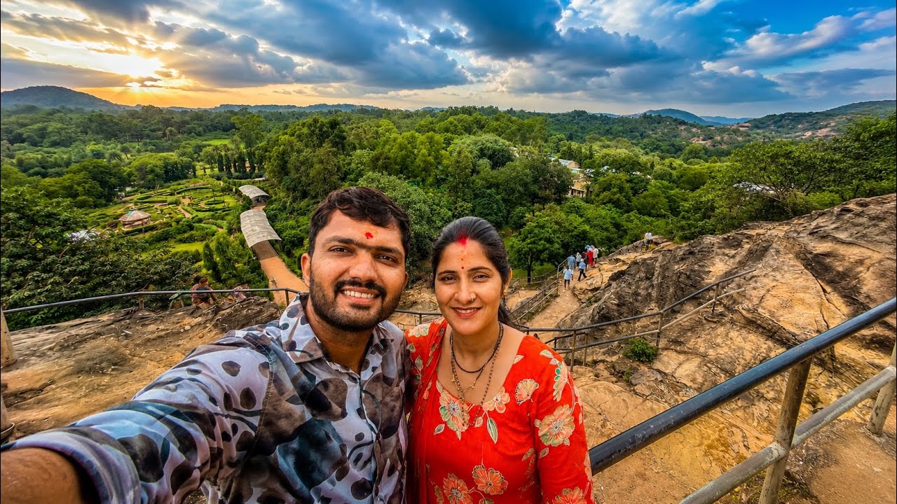 Satpura Surprised Us! 😱 Hidden Hill Station Pachmarhi