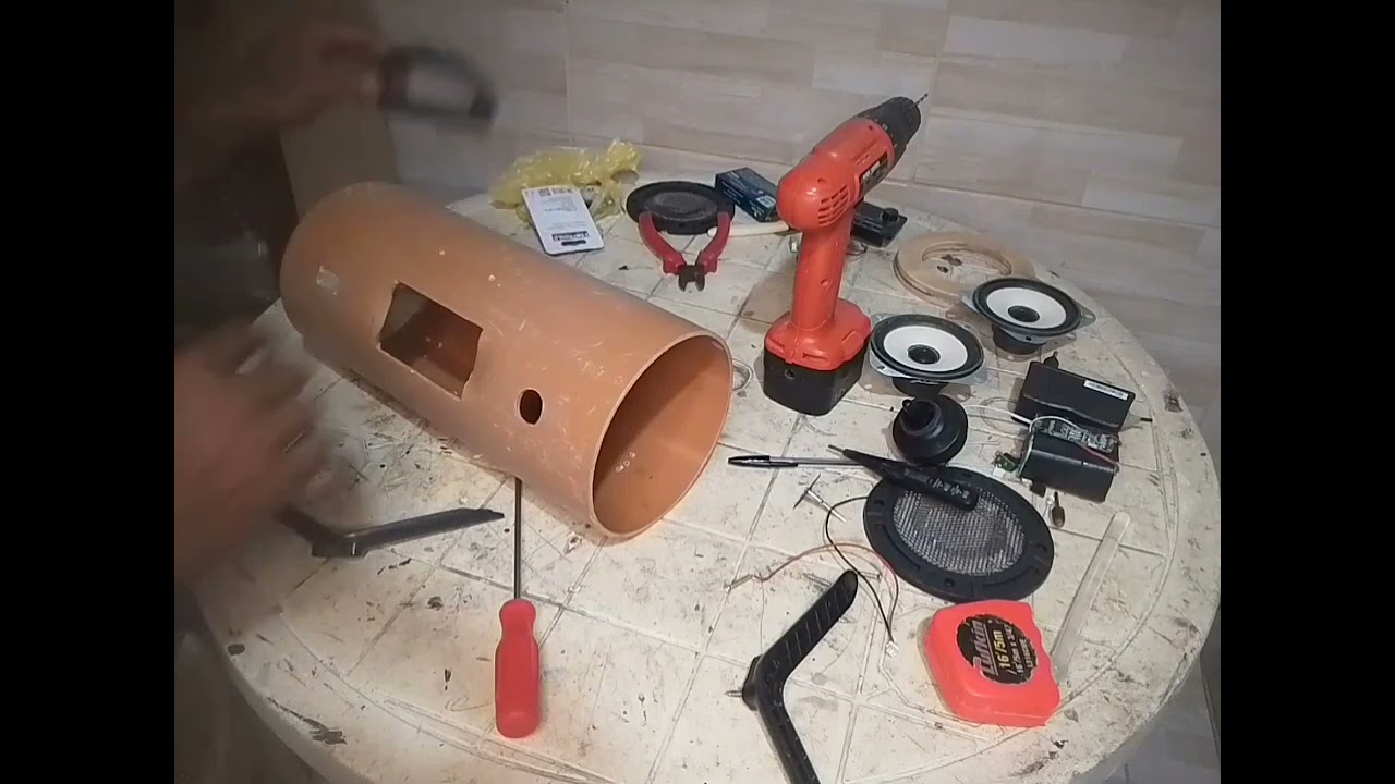 som caseiro feito com cano de PVC 150mmde80w