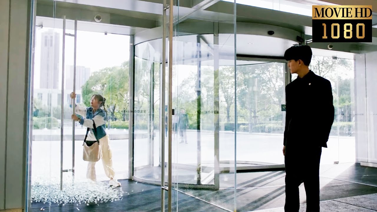 🌷【Full Movie】大力女灰姑娘上班第一天竟直接捏碎公司大門，路過的霸總被驚呆，卻意外地對她產生了興趣！|乌鸦小姐与蜥蜴先生 Miss Crow with Mr. Lizard