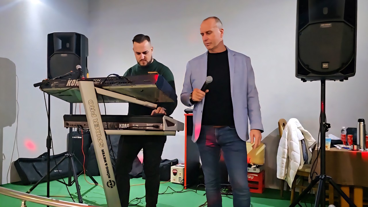 Nurija Begic Nuki i Sedo Band - Umrijet cu za njom [Uzivo]
