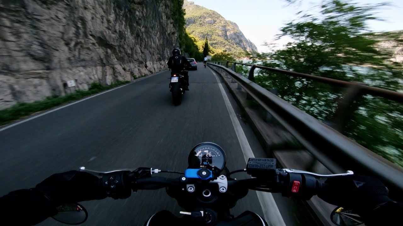 Exploring New Roads PT. 1 | TRIUMPH TRIDENT 660 SPARK + QUICKSHIFTER [4K]