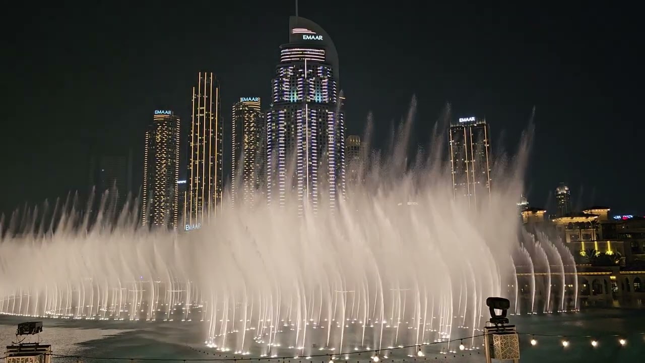 Dubai Fountains, Whitney Houston - I Will Always Love You, 2023-12-28, 18:30