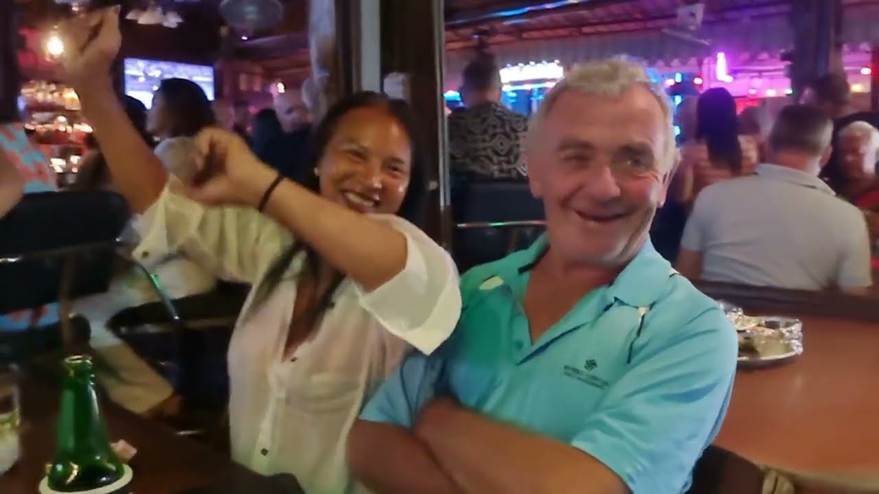 Hua Hin Walking Street,  soi Bintabant -Thailand