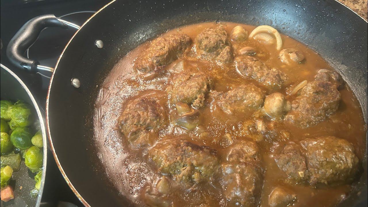 How to make homemade Salisbury Steak!