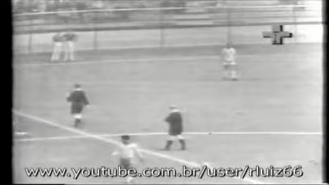 Brasil 3 x 1 Inglaterra - Mundial 1962 - 1 tempo - Narração Fiori Gigliotti