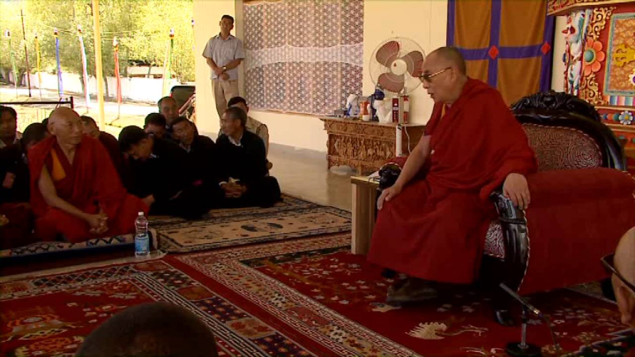 Profound Advice by His Holiness the Dalai Lama to all Buddhist Practitioners (in Tibetan)