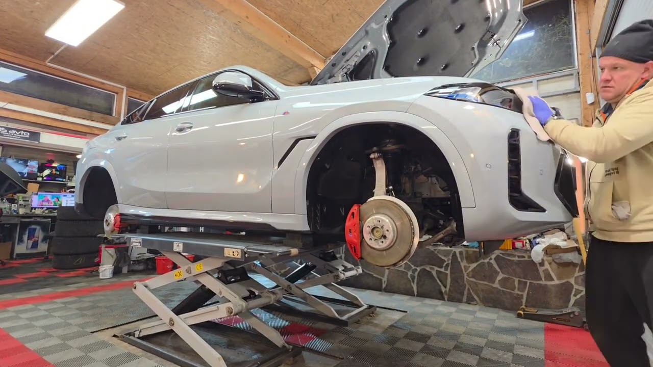 Ocisti-avto.si avtolux BMW X6 poliranje+keramična zaščita(nasiol zr53)