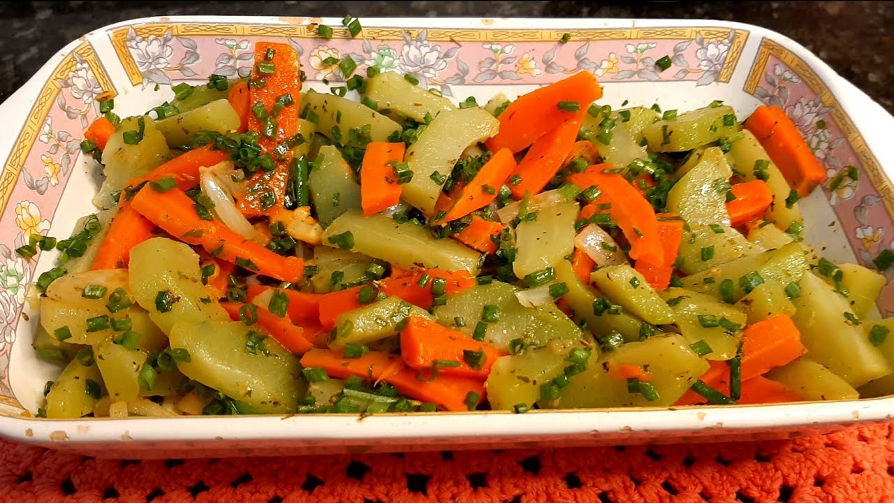 🔥SALADA  DE CHUCHU  E CENOURA  FEITA NA PANELA A VAPOR RECEITA  SAUDÁVEL