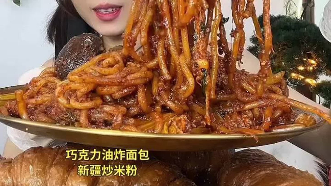ASMR MUKBANG |美食佳肴满桌摆，香气扑鼻诱人尝。