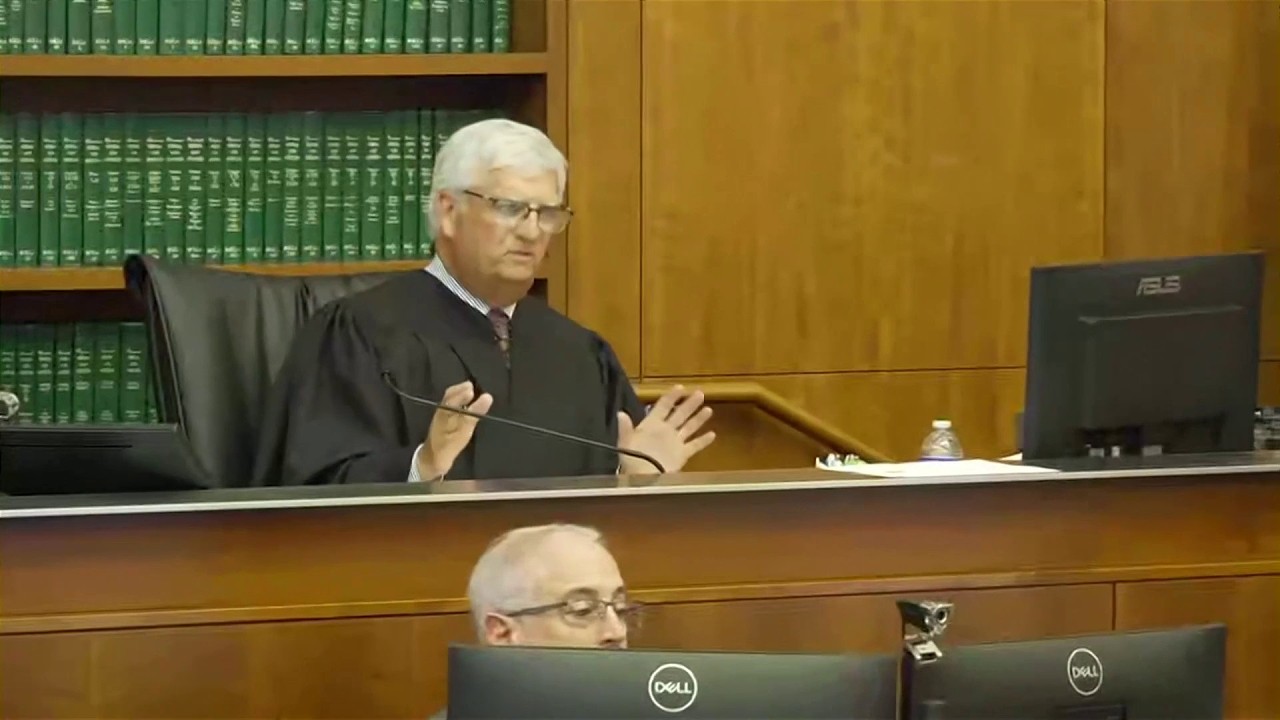 At Lindsay Clancy trial, judge and defense attorney Kevin Reddington get heated over holdout juror