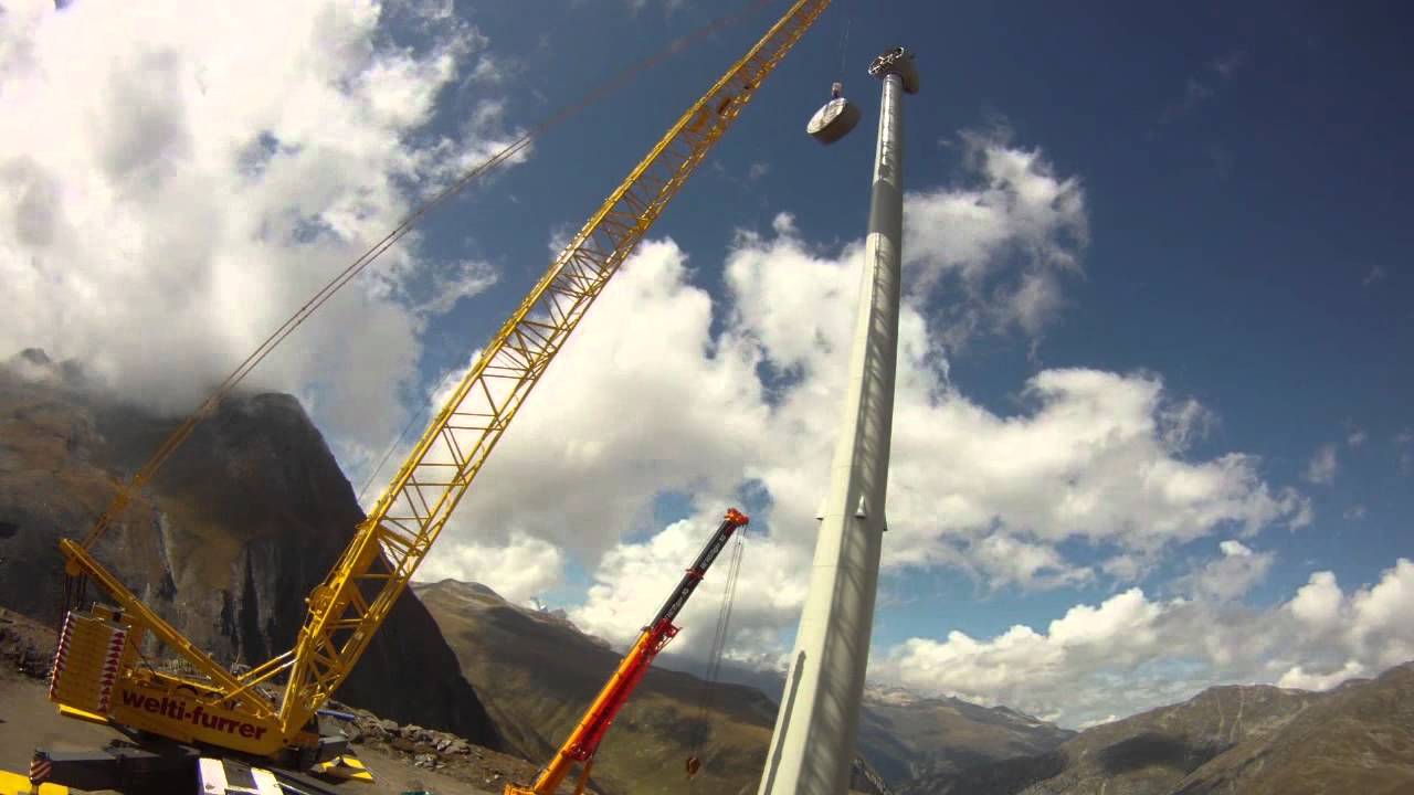TC 2800-1 erects wind turbine in the Swiss Alps